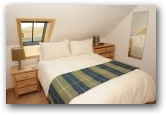 Bedroom  &raquo; Click to zoom ->